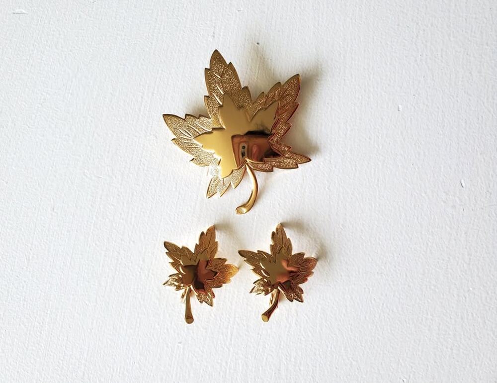 Vintage Monet Maple Leaf Gold-tone Pendant and Earring Set
